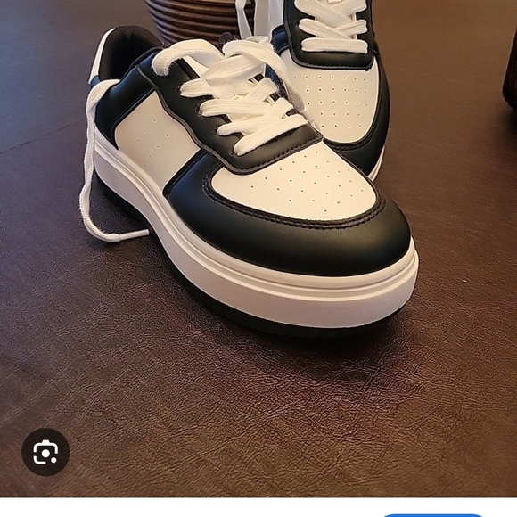 Steve Madden Black and White Chunky Sneakers - Picture 2 of 8